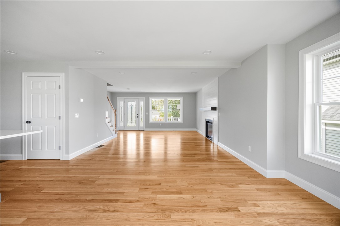 188 St Louis Avenue Woonsocket, RI 02895 - Photo 7 of 30