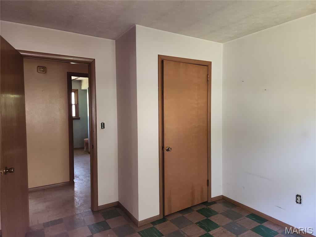 9621 Ridge Heights Road Fairview Heights, IL 62208 - Photo 17 of 37