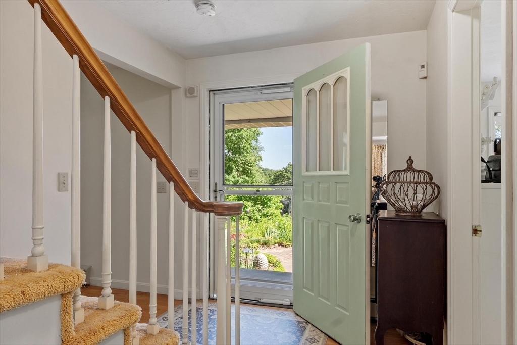 33 Taft Road Sterling, MA 01564 - Photo 6 of 42