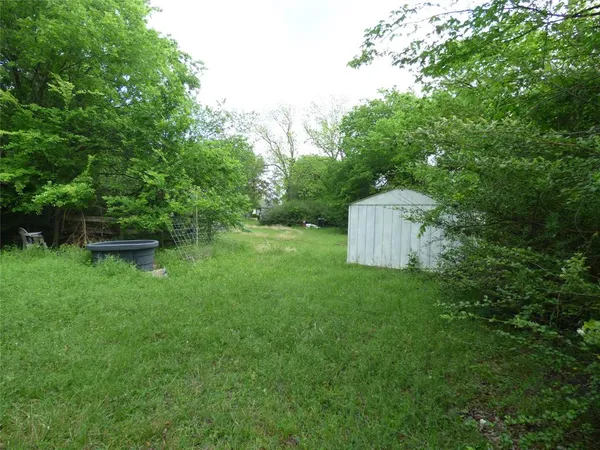 $320,000 | 511 West Pecan Street, Aubrey, TX 76227