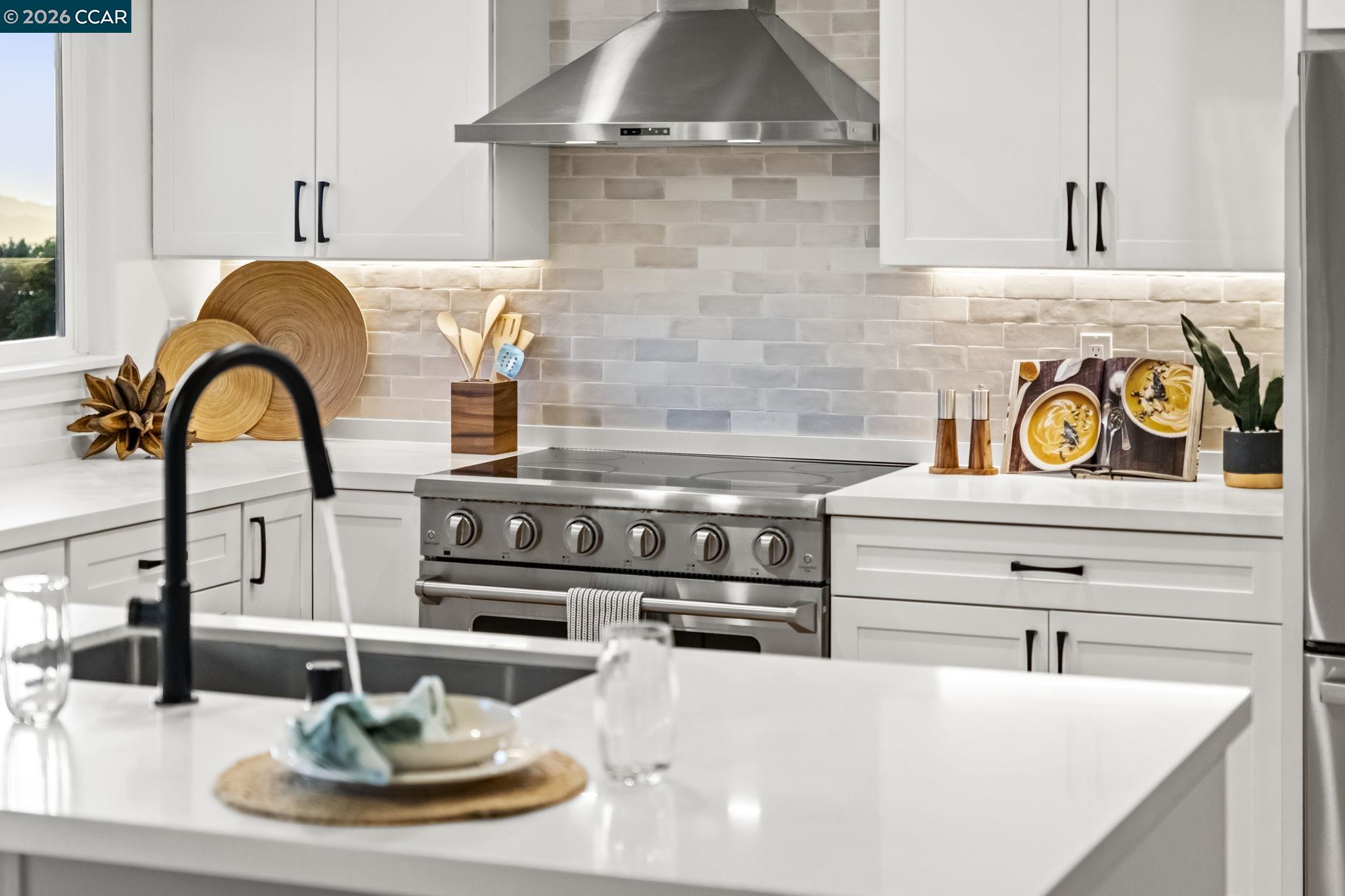 1160 Miller Avenue Berkeley, CA 94708 - Photo 14 of 70