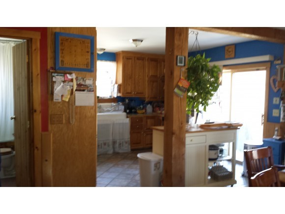 519 Salisbury Road Franklin, NH 03235 - Photo 2 of 11
