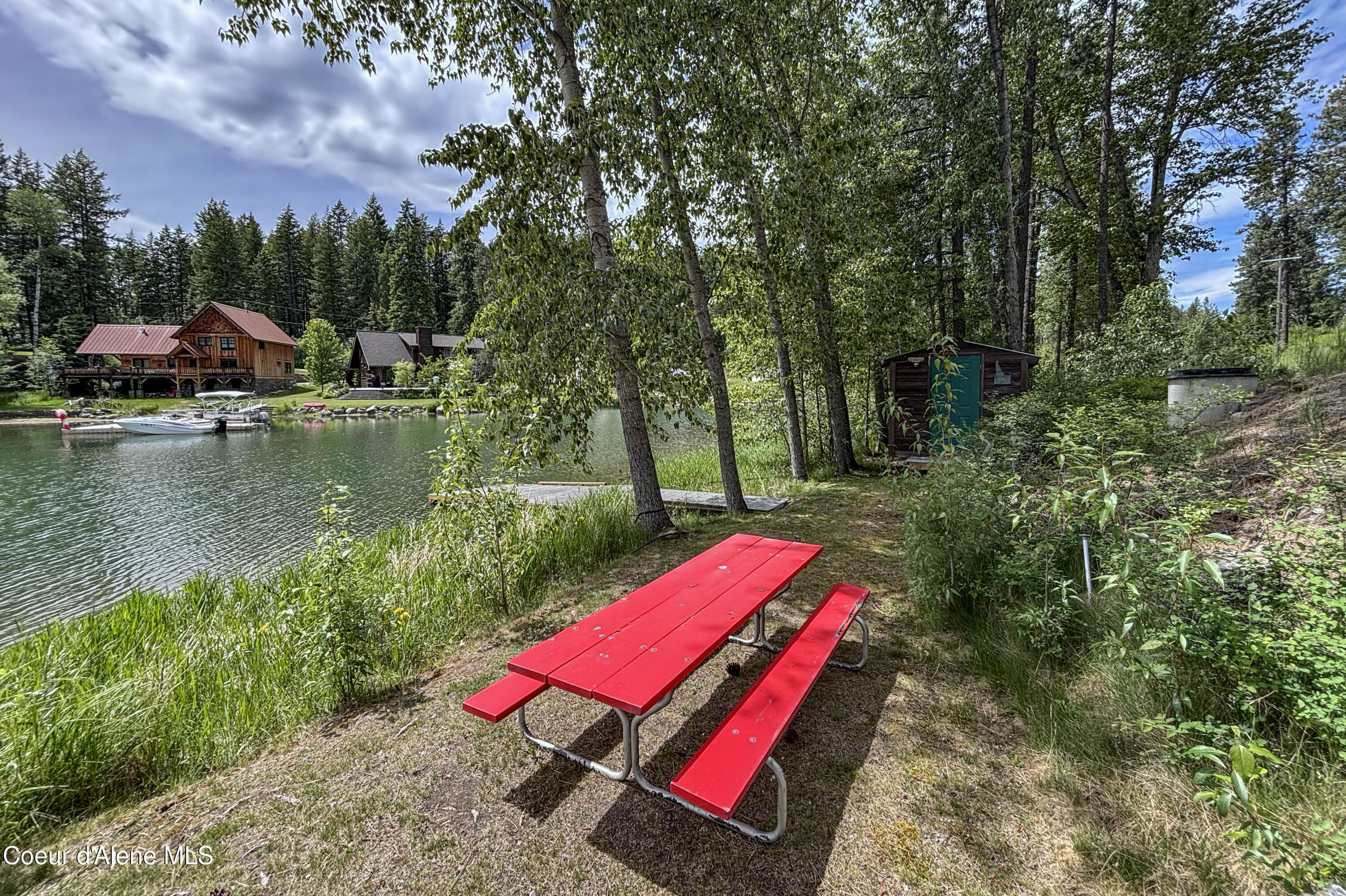2385 Sunnyside Road Sandpoint, ID 83864 - Photo 54 of 64 Picnic Area