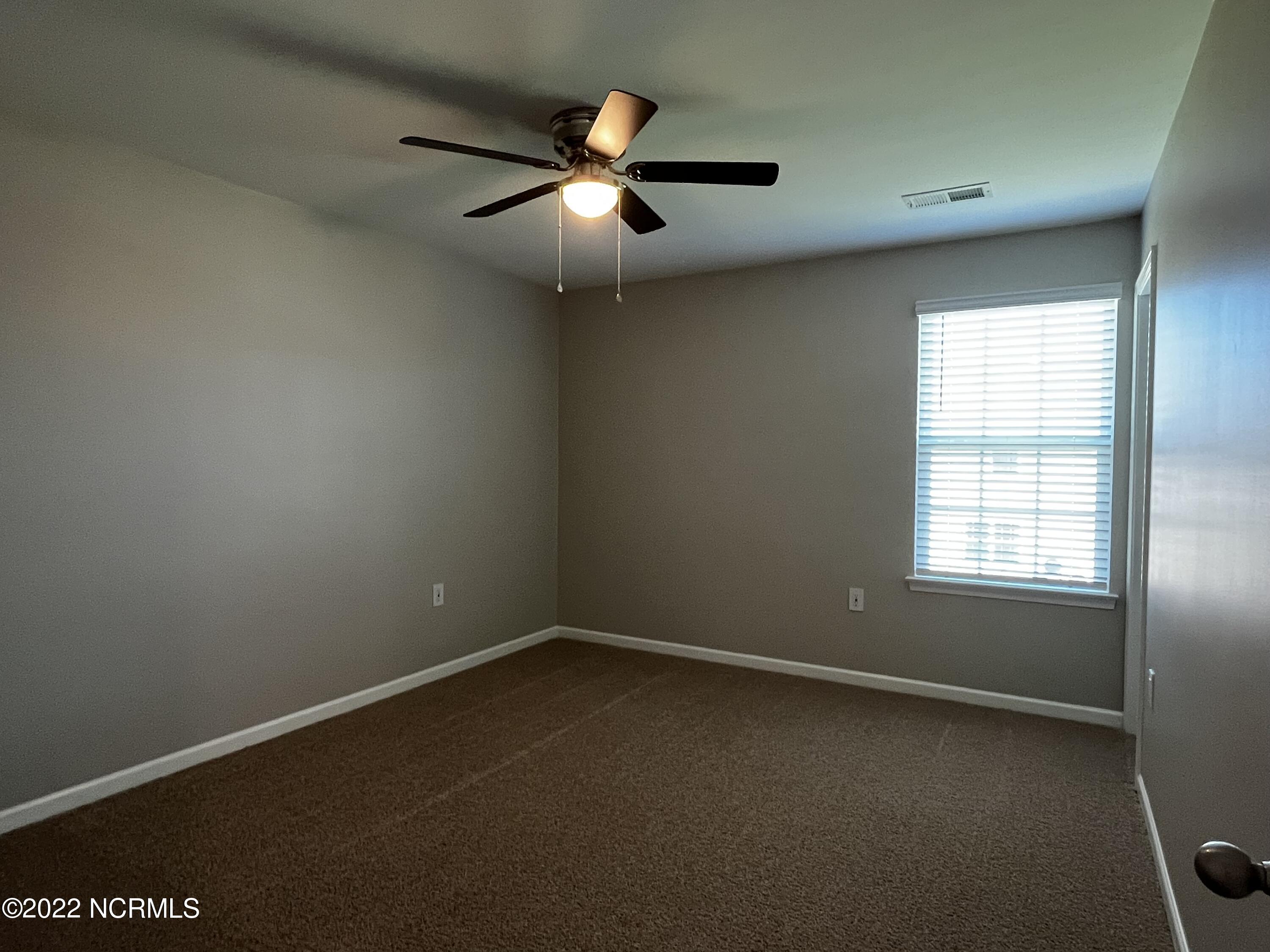413 Frida Road New Bern, NC 28560 - Photo 13 of 16 IMG_1206