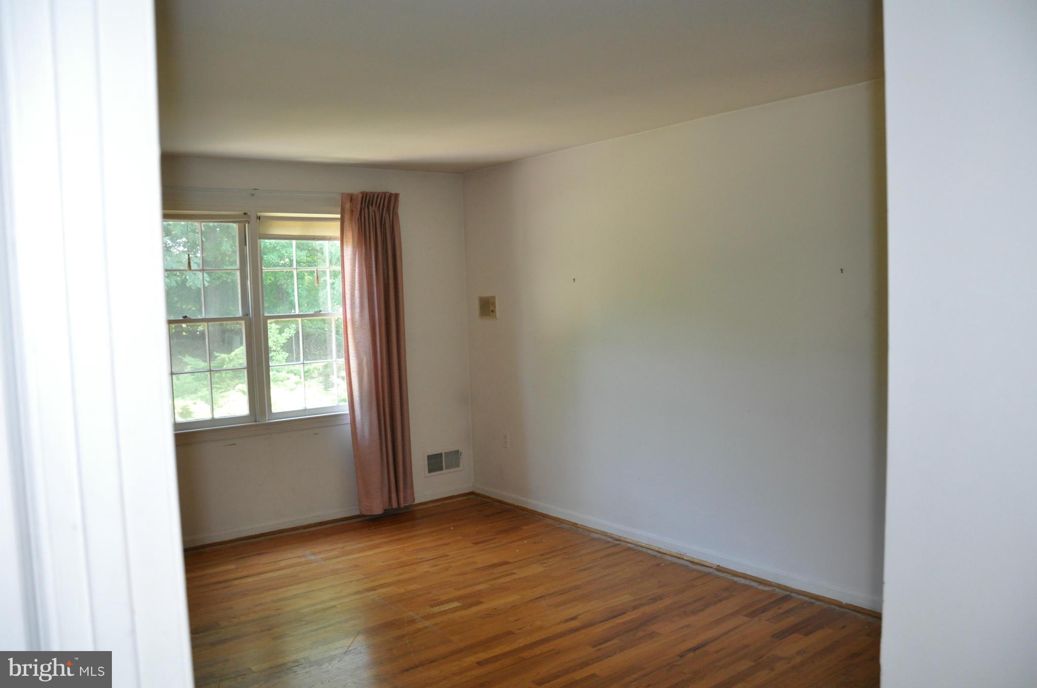 1605 Billman Lane Silver Spring, MD 20902 - Photo 22 of 30 Bedroom