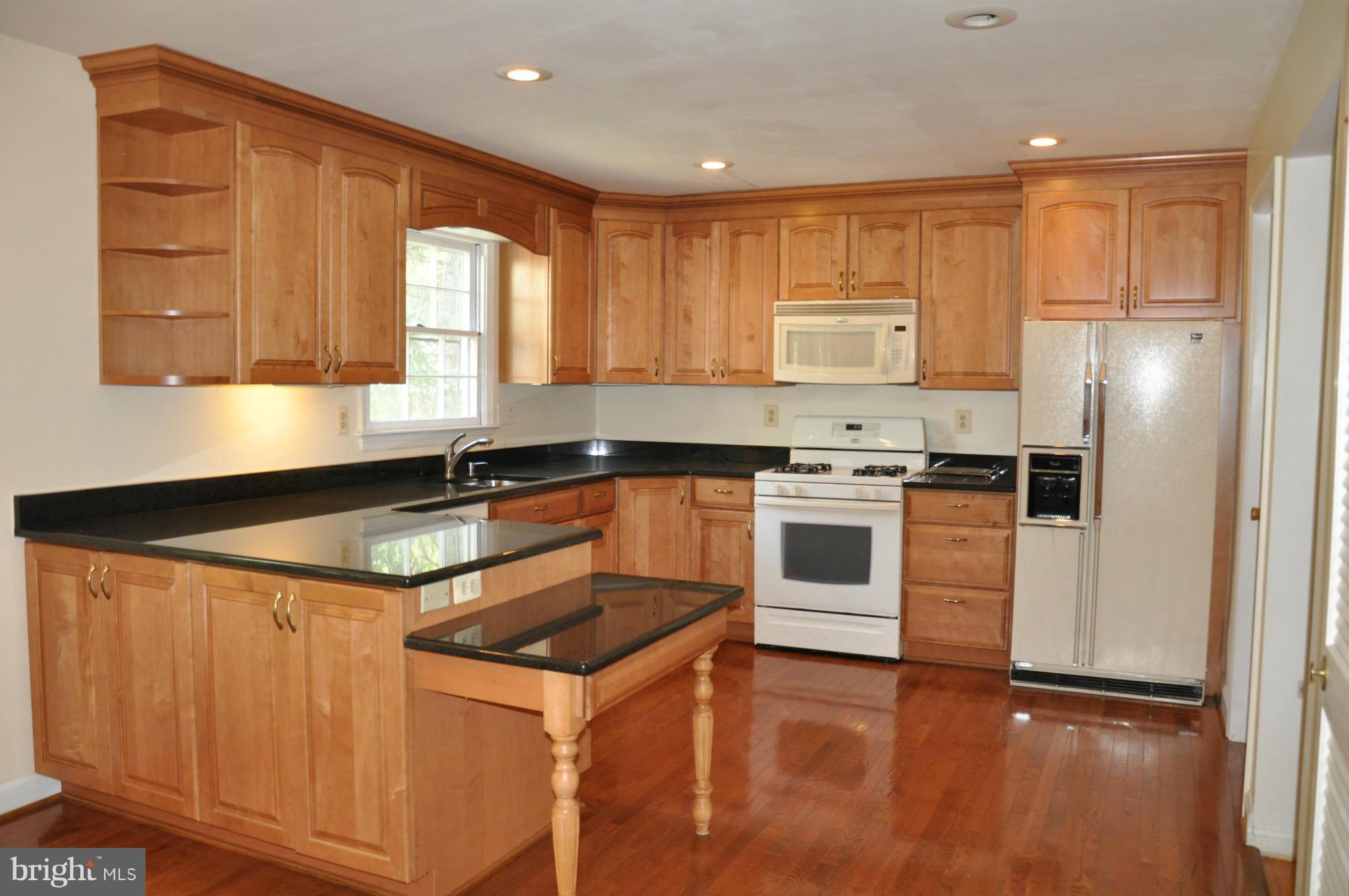 1605 Billman Lane Silver Spring, MD 20902 - Photo 8 of 30 Kitchen
