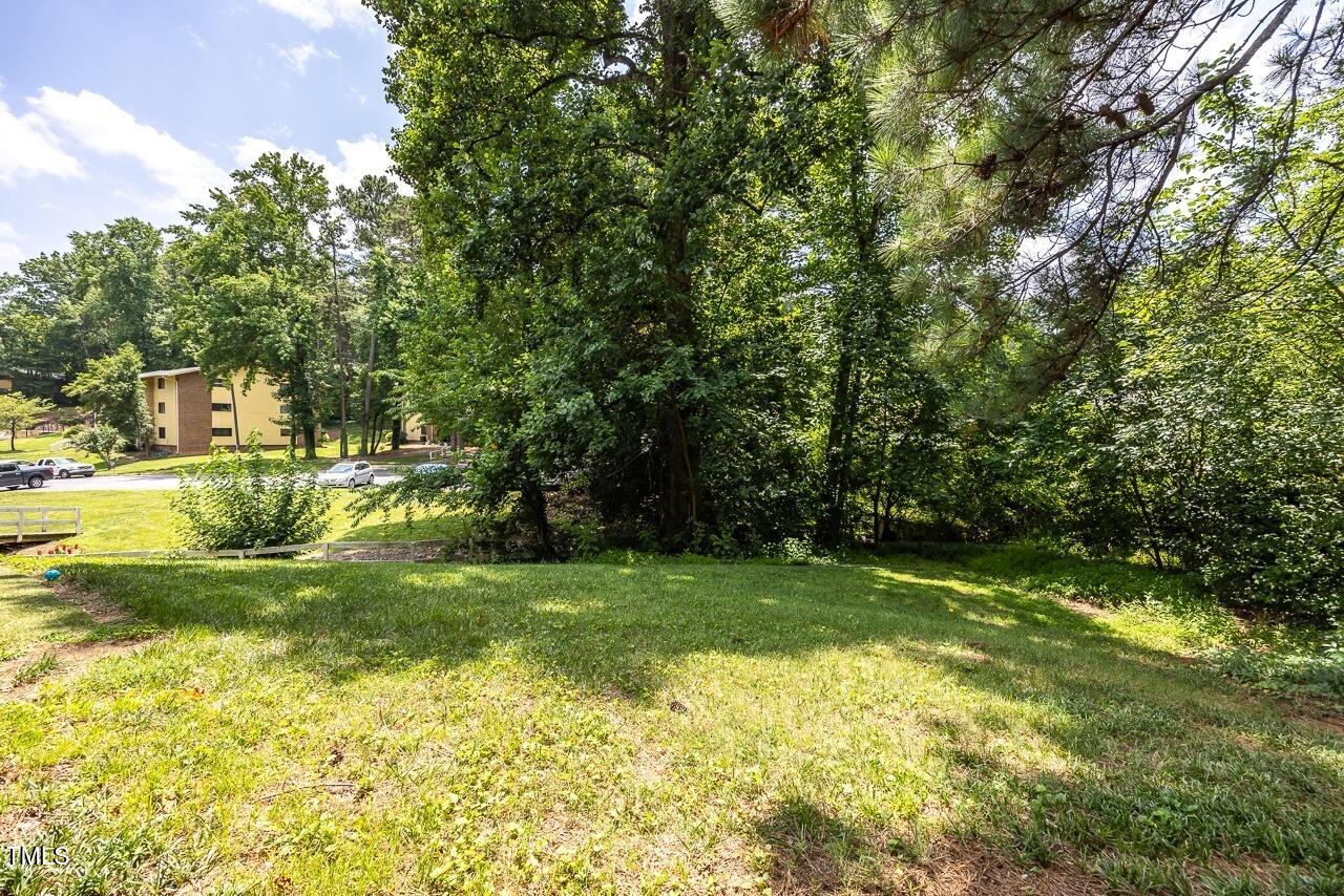 1010 Sandlin Place, Unit C Raleigh, NC 27606 - Photo 23 of 27 item_5 (6)