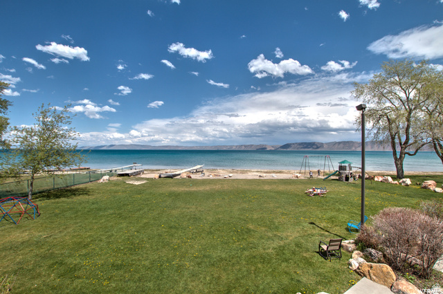 35 Spinnaker Point, Unit 2B Garden City, UT 84028 - Photo 2 of 50