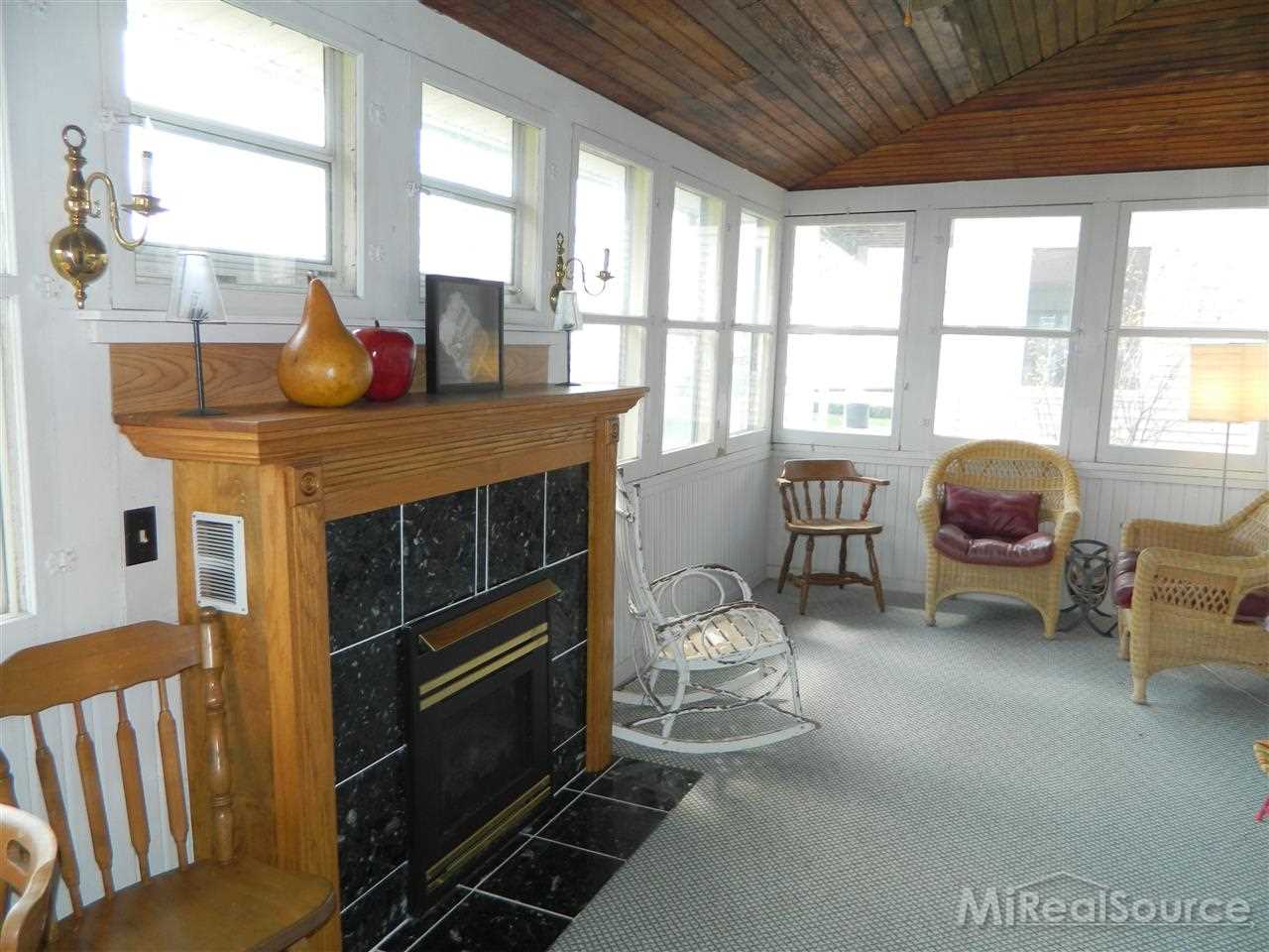 5521 Pointe Tremble Road Algonac, MI 48001 - Photo 19 of 30 31191531-18.JPG