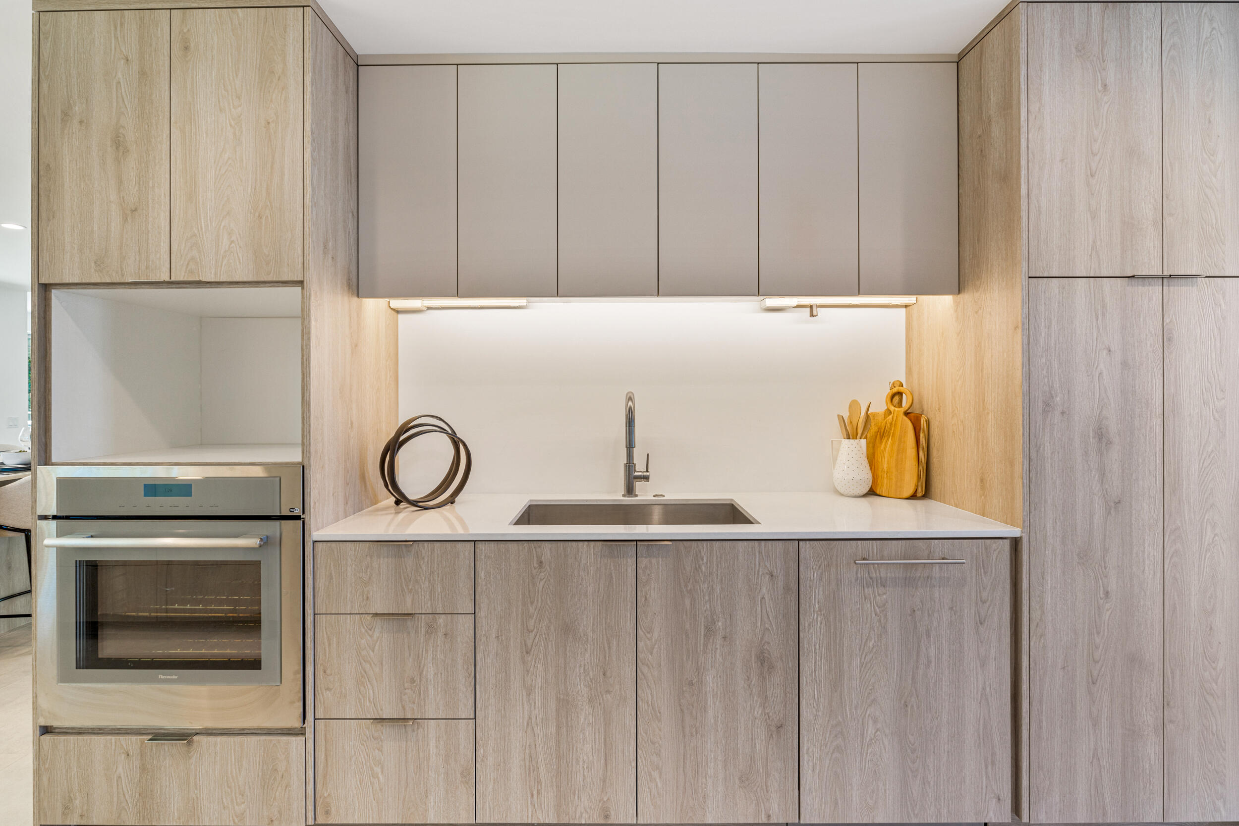 37521 Palm View Road Rancho Mirage, CA 92270 - Photo 8 of 61 a close view of kitchen sink