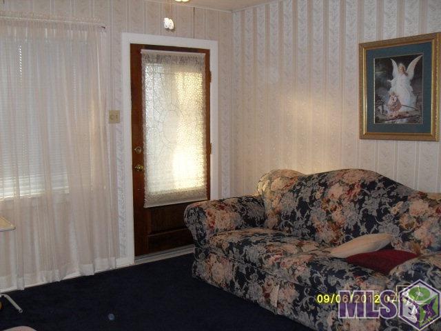 217 St Philip Street Raceland, LA 70394 - Photo 2 of 9 Living Room