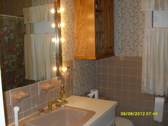 217 St Philip Street Raceland, LA 70394 - Photo 8 of 9 Bathroom 1