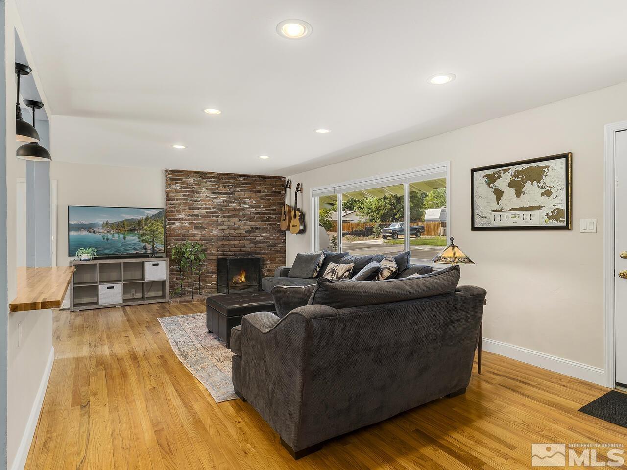 3970 Jasper Lane Reno, NV 89509 - Photo 4 of 24 Photo 4