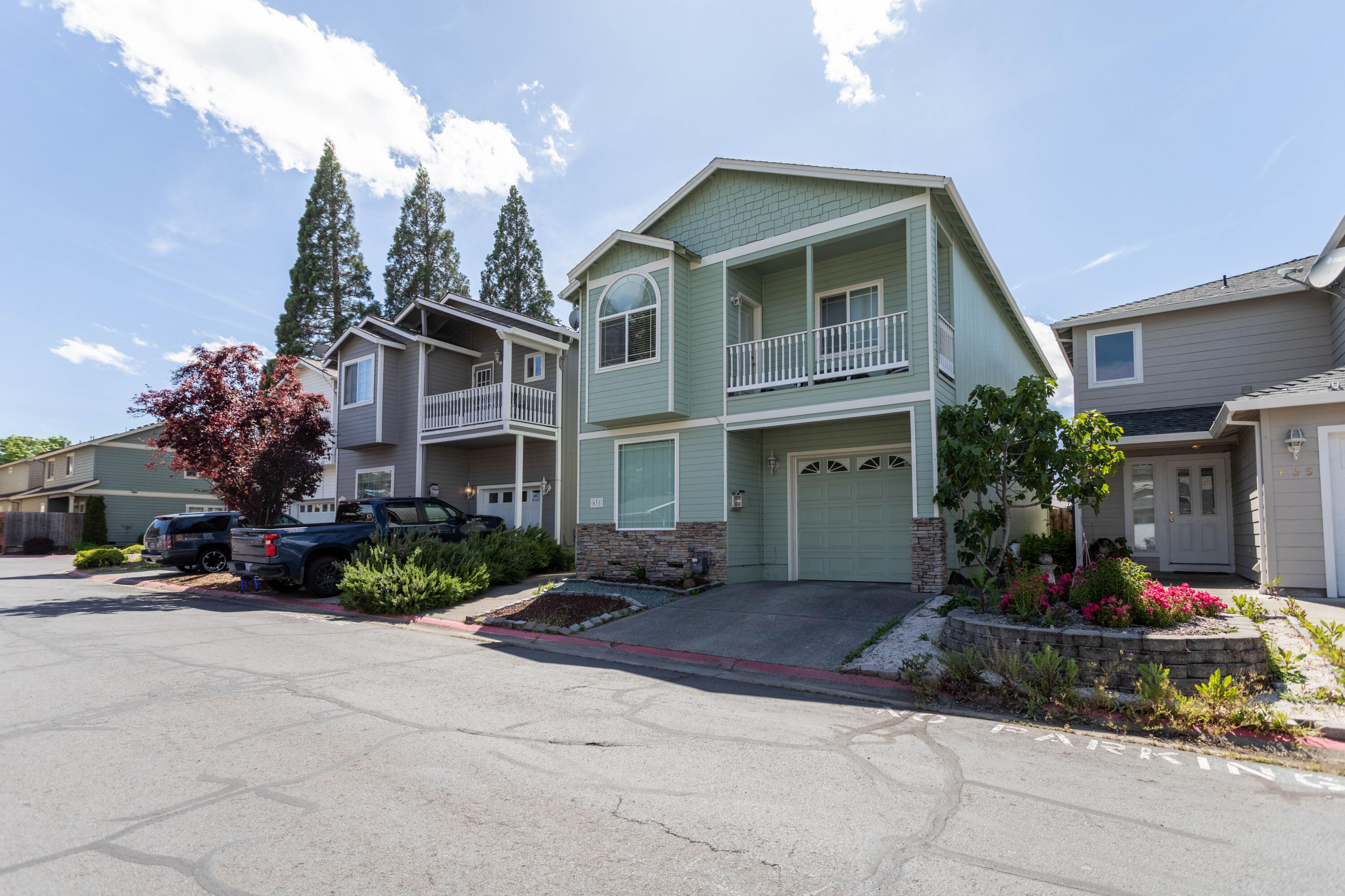 631 Shadow Way Central Point, OR 97502 - Photo 15 of 15 1-17