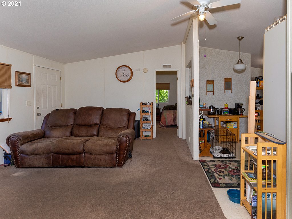 1102 Archer Mountain Road Stevenson, WA 98648 - Photo 4 of 21 Gallery Image 4