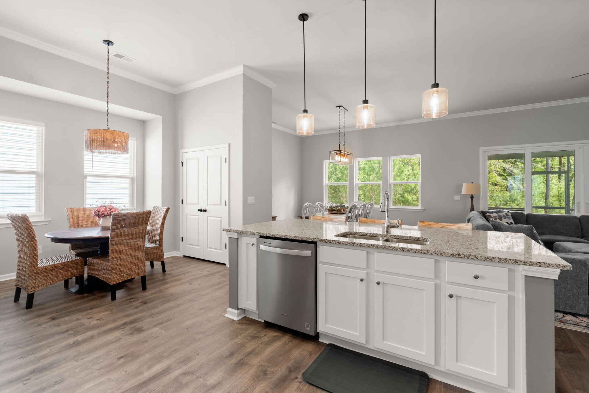 404 Oak View Way Summerville, SC 29483 - Photo 28 of 54 24