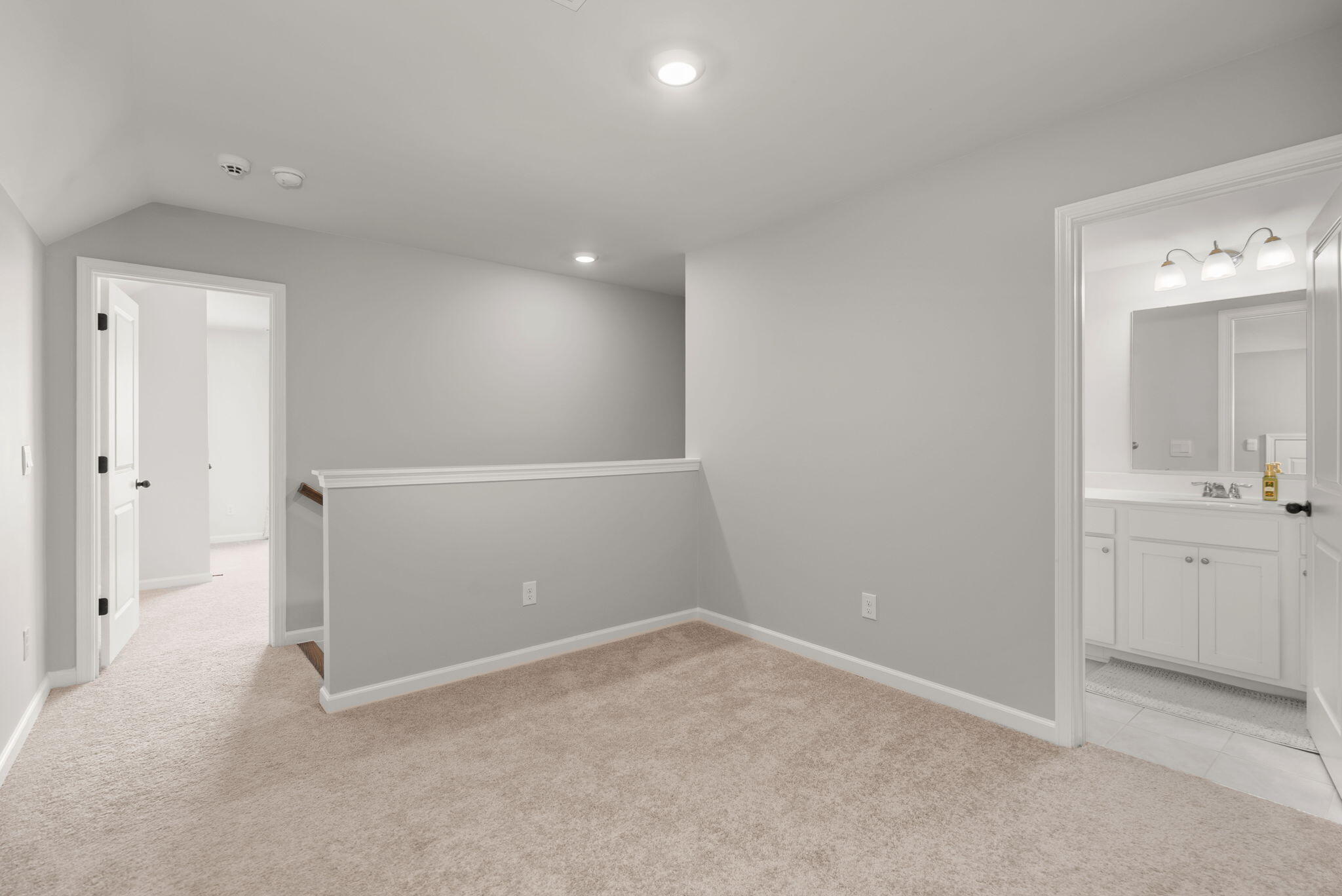 404 Oak View Way Summerville, SC 29483 - Photo 36 of 54 32