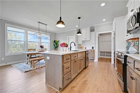 $515,000 | 18914 189th Street, Spring Hill, KS 66083