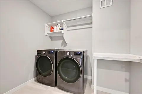 $515,000 | 18914 189th Street, Spring Hill, KS 66083