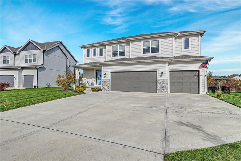 18914 189th Street Spring Hill, KS 66083 - Photo 3 of 35