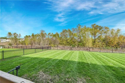 $515,000 | 18914 189th Street, Spring Hill, KS 66083