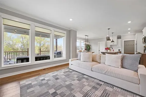 $515,000 | 18914 189th Street, Spring Hill, KS 66083