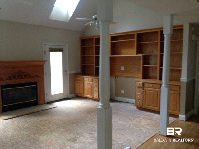 422 Ridgecrest Court Mobile, AL 36609 - Photo 6 of 19