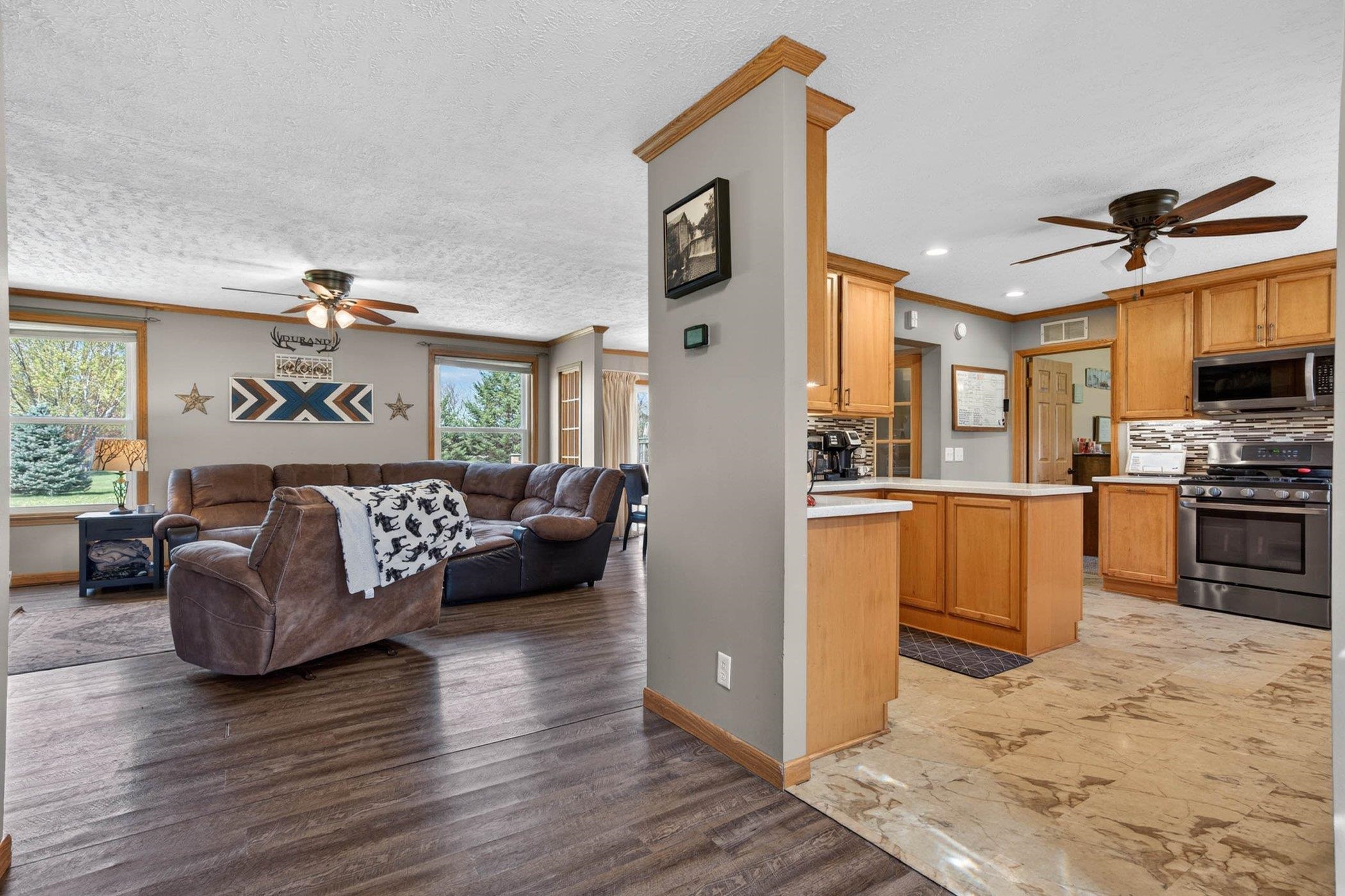 688 Bliven Road Edgerton, WI 53534 - Photo 5 of 51