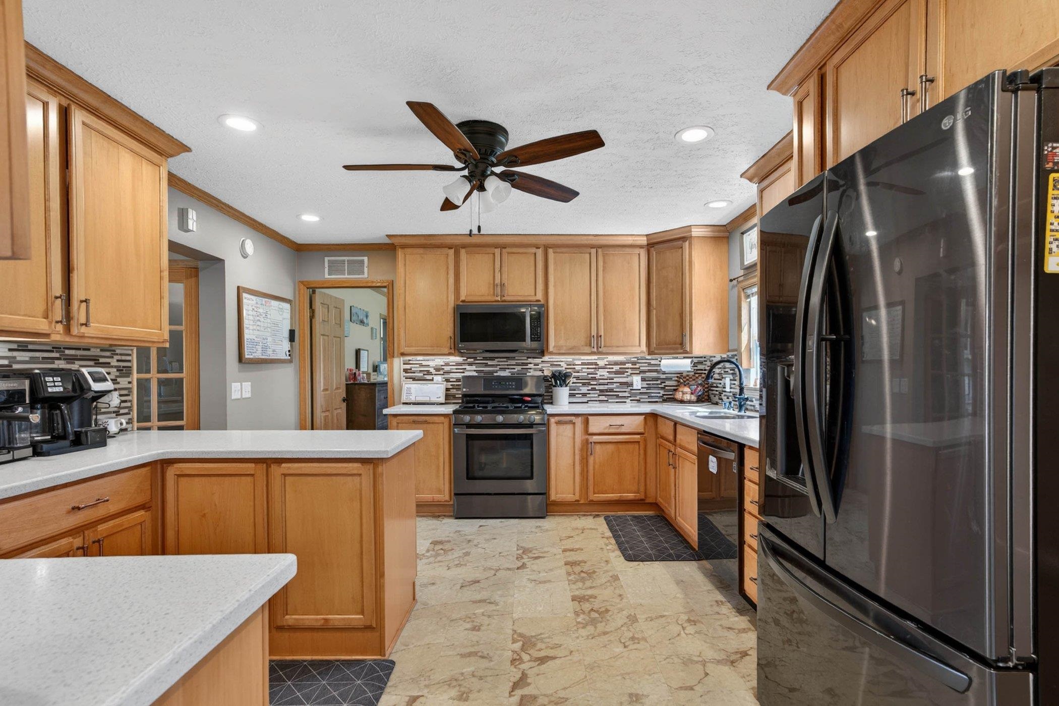 688 Bliven Road Edgerton, WI 53534 - Photo 6 of 51