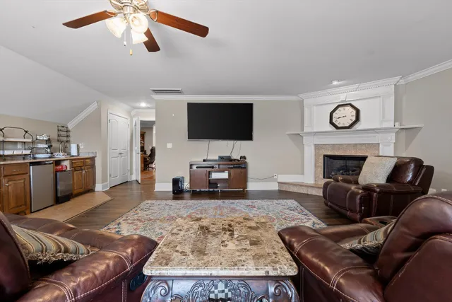 $949,900 | 8109 Propeller Drive, Ooltewah, TN 37363