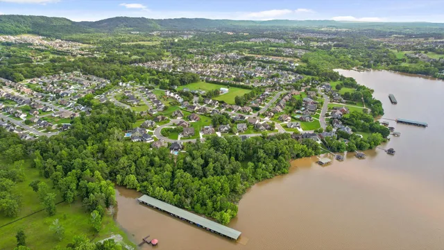 $949,900 | 8109 Propeller Drive, Ooltewah, TN 37363