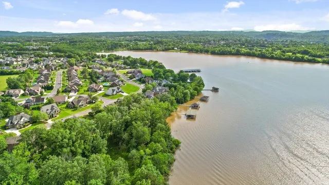 $949,900 | 8109 Propeller Drive, Ooltewah, TN 37363