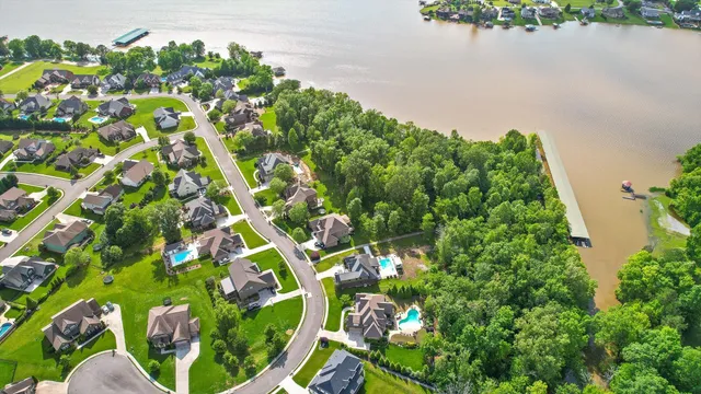 $949,900 | 8109 Propeller Drive, Ooltewah, TN 37363