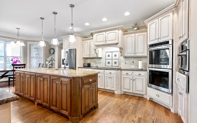 $949,900 | 8109 Propeller Drive, Ooltewah, TN 37363