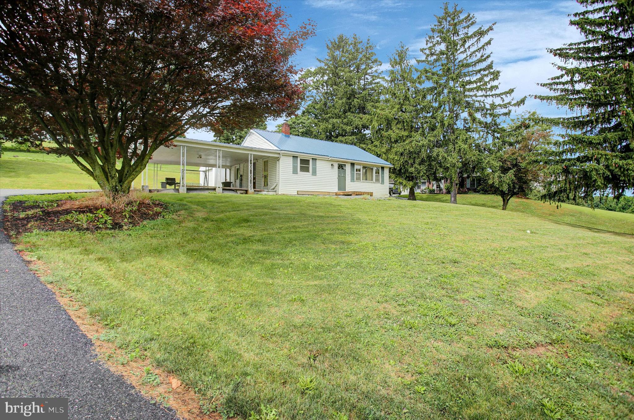 7046 Mentzer Gap Road Waynesboro, PA 17268 - Photo 3 of 28