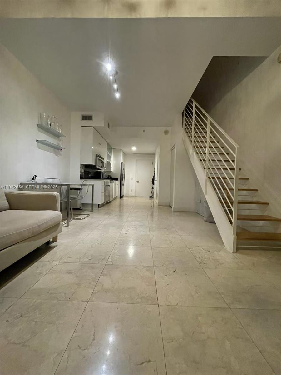 60 Southwest 13th Street, Unit 2210 Miami, FL 33130 - Photo 5 of 22