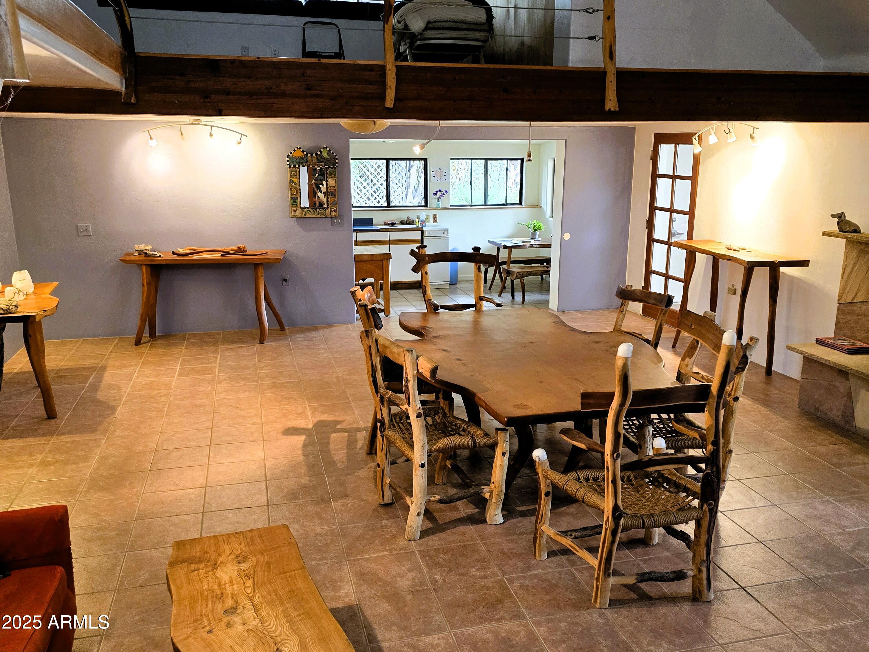 1642 East River Bend Road Camp Verde, AZ 86322 - Photo 24 of 38 Living Room