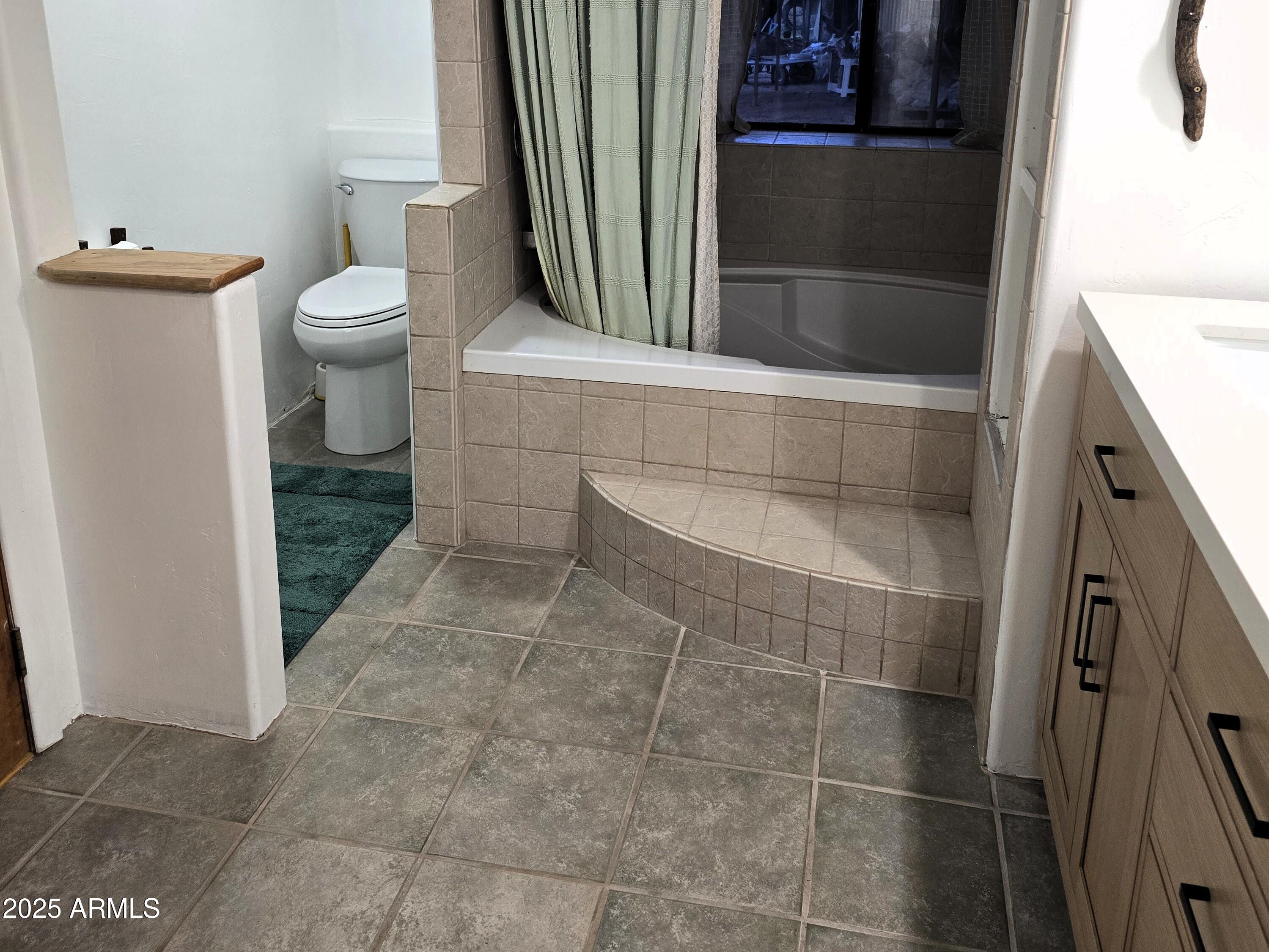 1642 East River Bend Road Camp Verde, AZ 86322 - Photo 31 of 38 Master Bath