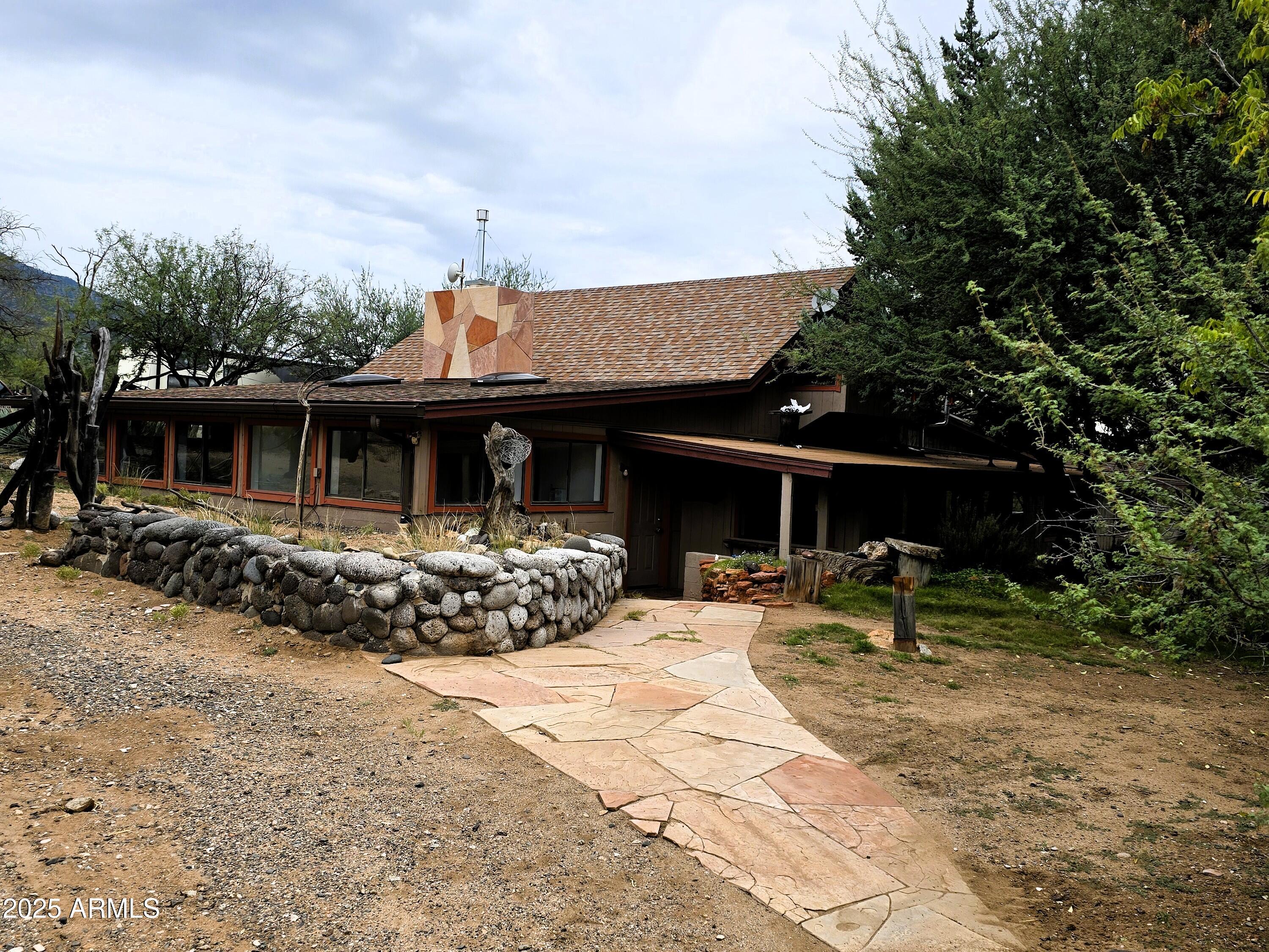 1642 East River Bend Road Camp Verde, AZ 86322 - Photo 3 of 38 front walkway