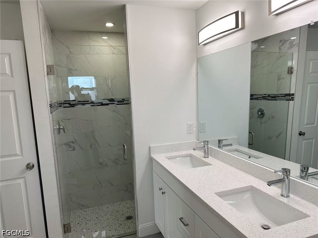 3705 26th Street Southwest Lehigh Acres, FL 33976 - Photo 10 of 29