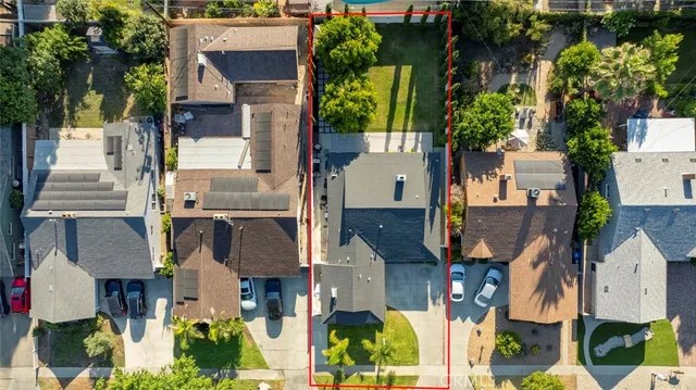 a house view with a outdoor space