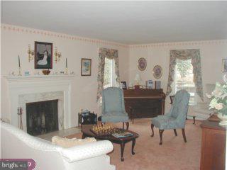 381 Foxdale Road Media, PA 19063 - Photo 4 of 6