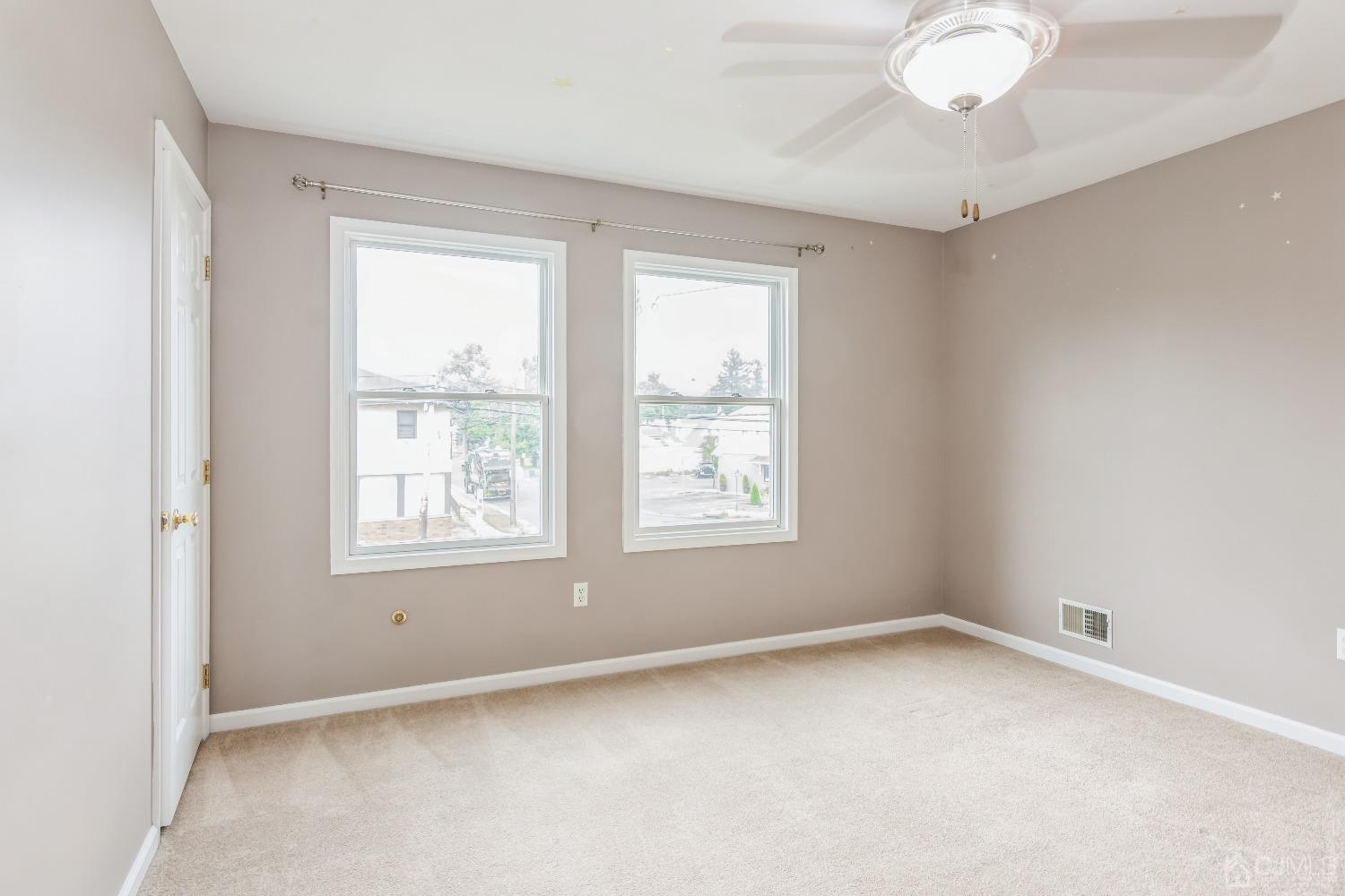 640 Bound Brook Road Middlesex, NJ 08846 - Photo 17 of 23 an empty room with a window