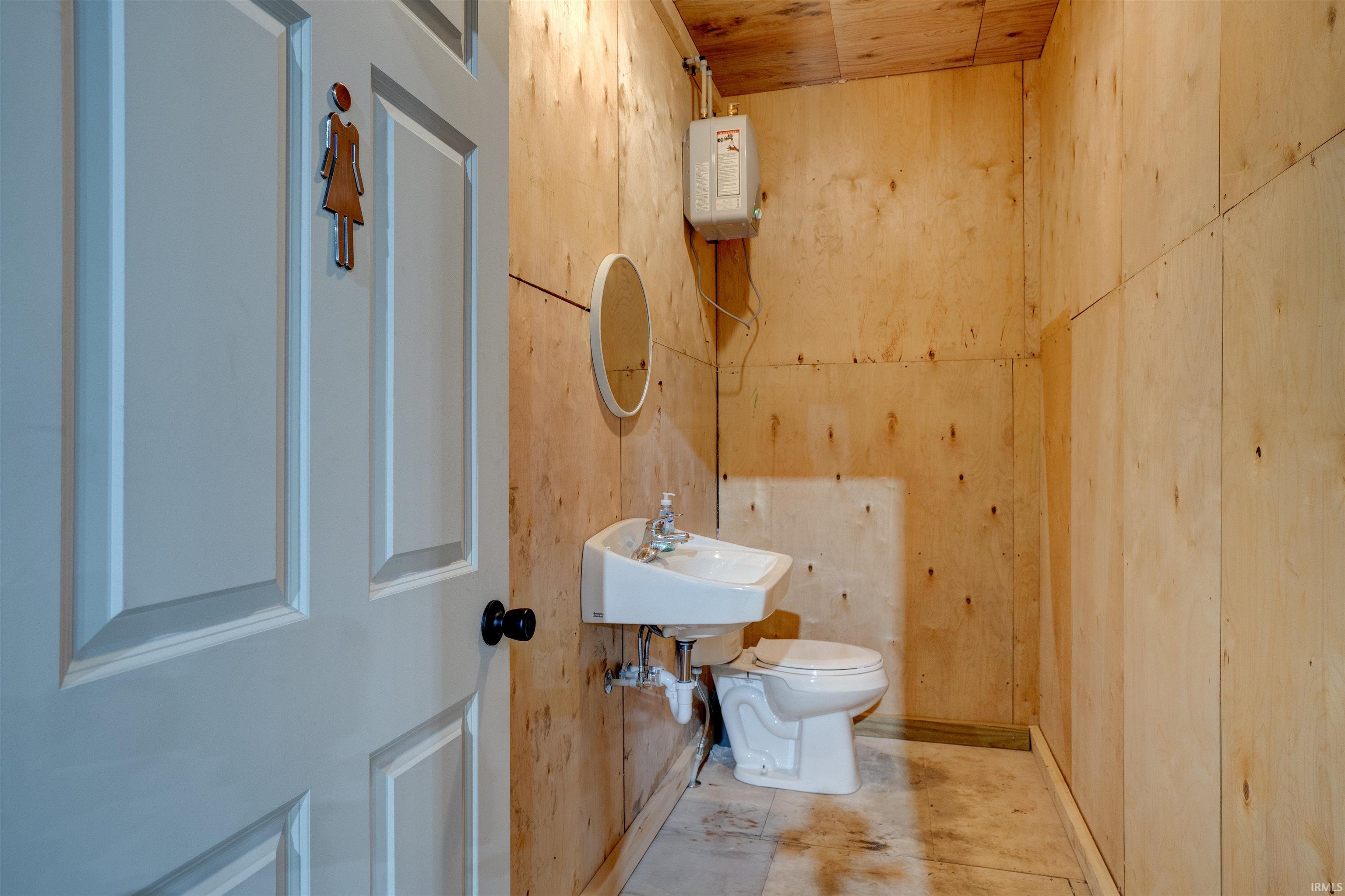 225 West Rimstidt Street Rockport, IN 47635 - Photo 11 of 30