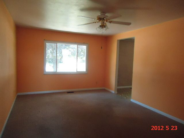 211 Worth Road Auburn, IN 46706 - Photo 5 of 12 Gallery Image 5