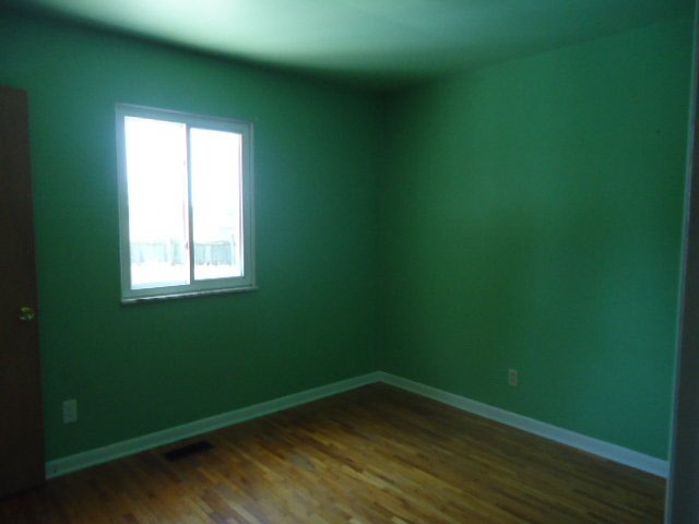 211 Worth Road Auburn, IN 46706 - Photo 10 of 12 Gallery Image 10