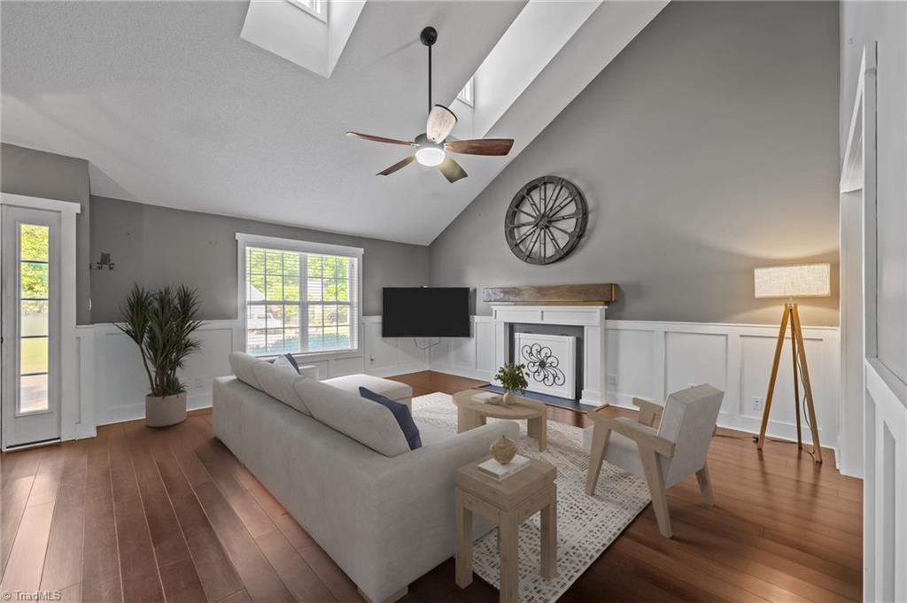 108 Holly Ridge Lane Mebane, NC 27302 - Photo 4 of 49