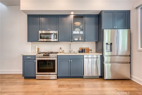 $698,000 | 125 Hurlbut Street, Unit 203, Pasadena, CA 91105