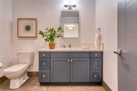 $698,000 | 125 Hurlbut Street, Unit 203, Pasadena, CA 91105