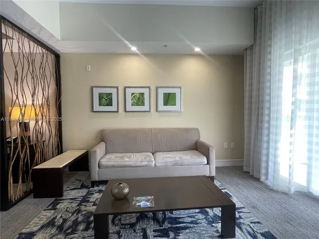 $125,000 | 5300 Northwest 87th Avenue, Unit 1103, Doral, FL 33178